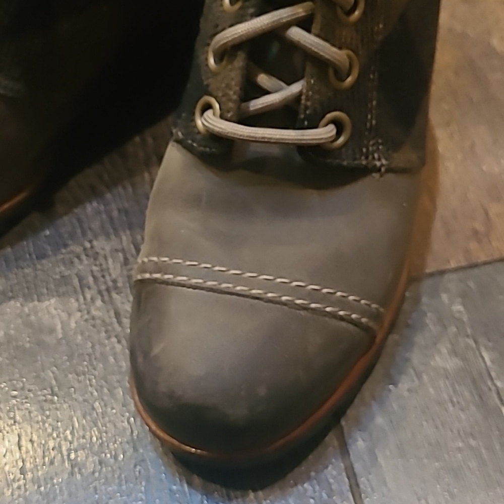 Sorel RARE color PDX boots - Picture 5 of 9